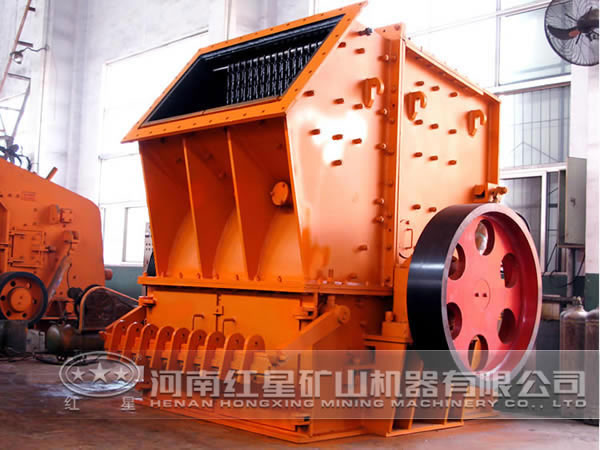 單段破碎機(jī)主軸密封問(wèn)題與改進(jìn)