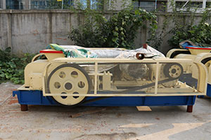 怎樣把石頭打成細(xì)沙？時(shí)產(chǎn)20噸的小型制沙機(jī)什么價(jià)格？