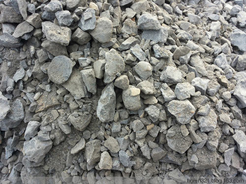 混凝土破碎設(shè)備產(chǎn)量可以達到5噸的有嗎？哪個廠家比較好