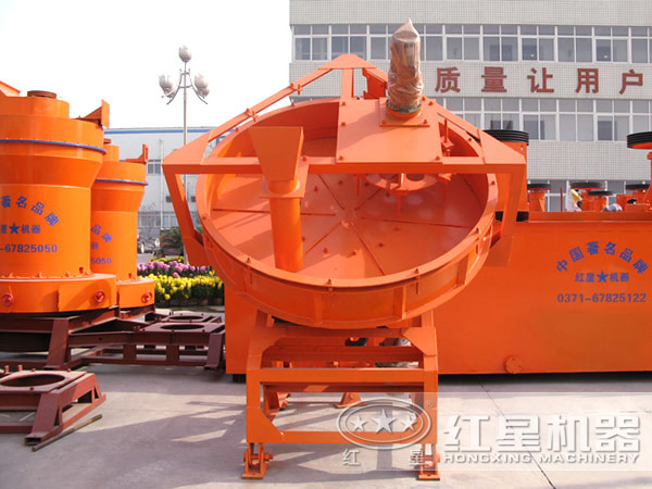 圓盤(pán)造粒機(jī)設(shè)備圖