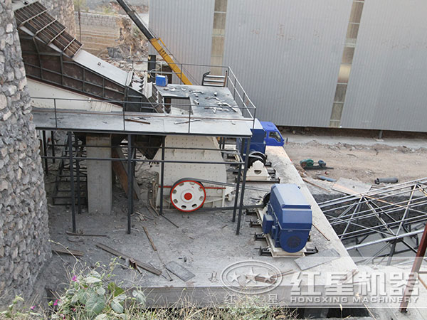 錘式粉碎機將青石制砂優(yōu)勢盡顯，為何如此受用戶歡迎？