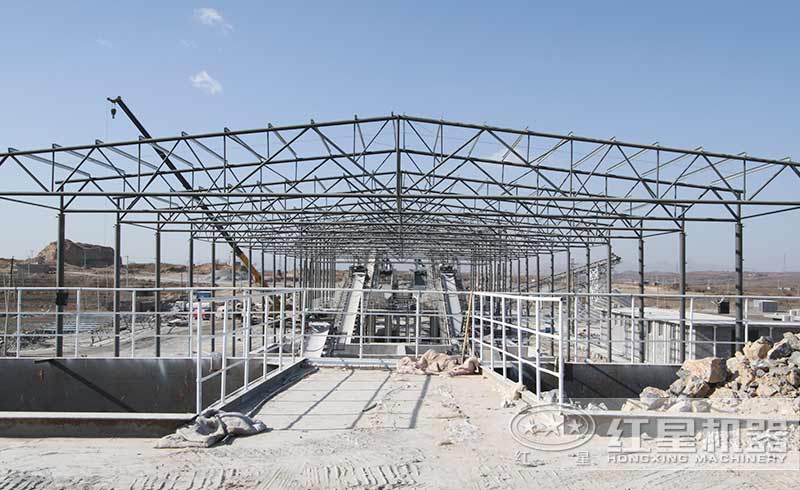 碎石廠生產(chǎn)線需要哪些設(shè)備？怎樣配置盈利高