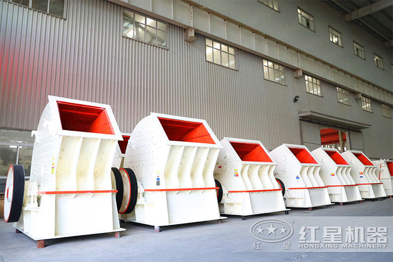 可一次成型的錘式破碎機(jī)