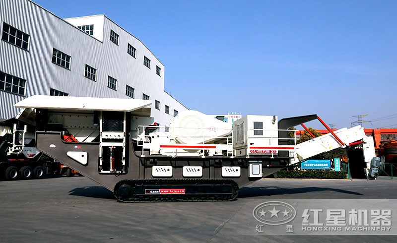 履帶式移動破廠區(qū)實拍